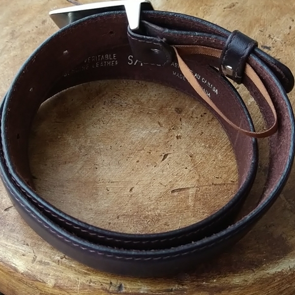 Vintage BCBG Max Azria brown Leather belt - Picture 7 of 7